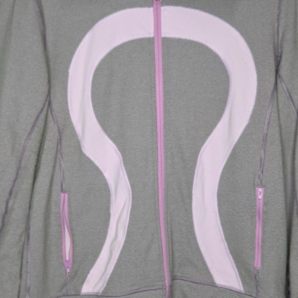 Lululemon Jacket Women 10 Purple Stride Hood Performance Active Wick Yoga Casual - Picture 2 of 6